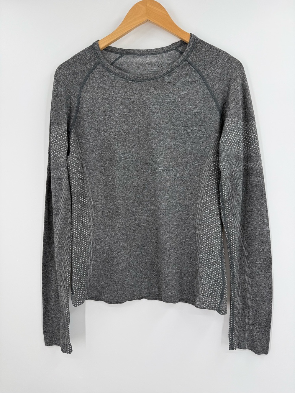 FIGS Salta Seamless Long Sleeve Raglan Underscrub Womens | Graphite | XL